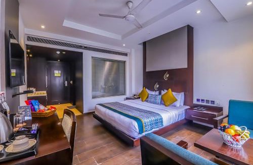 Paharganj Hotel | HOTEL GODWIN DELUXE NEAR CONNAUGHT PLACE Offers FREE AIRPORT PICKUP