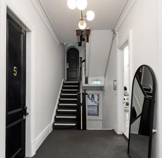 Darling Harbour Hotel | The Pyrmont Budget Hotel