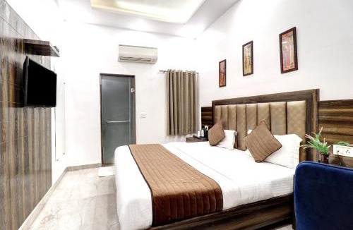 Paharganj Hotel | Hotel Emporio Dx - New Delhi Railway Station - Paharganj