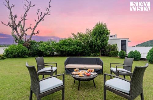 Bedla Villa | StayVista at Aravali Villa with View, Pool & BBQ