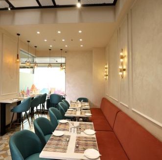 Greater Kailash Hotel | Indus Biznotel