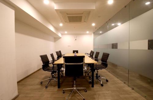 Gandhinagar Hotel | Crayon Hotels