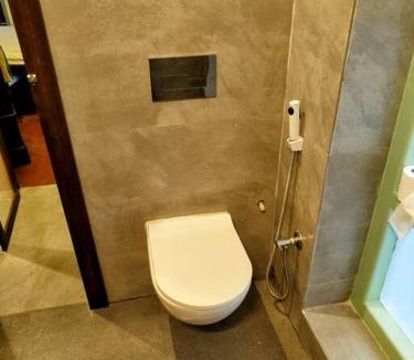 Kolkata Apartment | The Turquoise Letterbox - Twin at Central