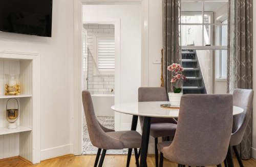 Millers Point Apartment | Boutique Apartment With Private Roof Terrace