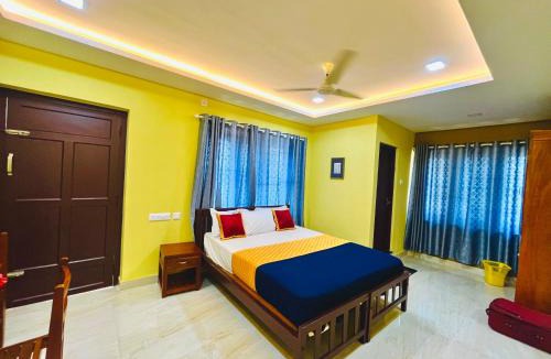 Aluva Hotel | MADAPARAMBIL RESIDENCY