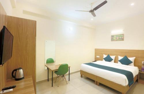 Noida Hotel | Hotel Lemon Suites & Banquet By Aura