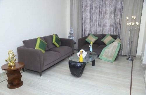 Sarita Vihar Apartment | Fortune Home Service Apartment 3Bhk,B-57 Near Apollo Hospital