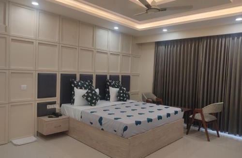 DLF Phase 3 Hotel | Perch Arbor Cyber City