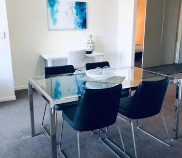 Neutral Bay Apartment | Stunning Apartment in Neutral Bay GRO17303
