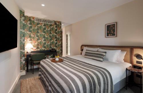 Surry Hills Hotel | 202 Elizabeth
