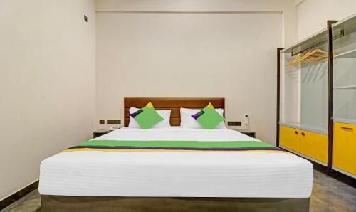 Nedumbassery Hotel | Grand Vistara Airport Suites with Complimentary One way Airport Transit at 500 metres from Cochin Airport