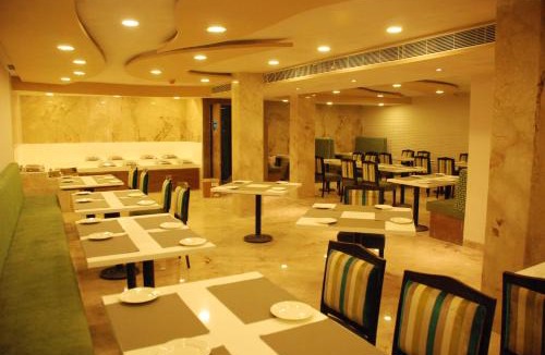 Central Chennai Hotel | La Woods Hotel