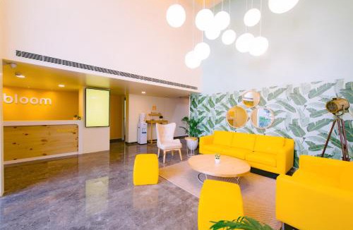 Indiranagar Hotel | Bloom Hotel - Indiranagar