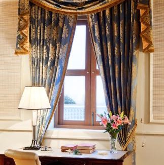 Falaknuma Hotel | Taj Falaknuma Palace