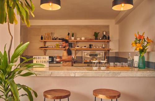 Hauz Khas Village Hotel | Minimalist Poshtel & Suites