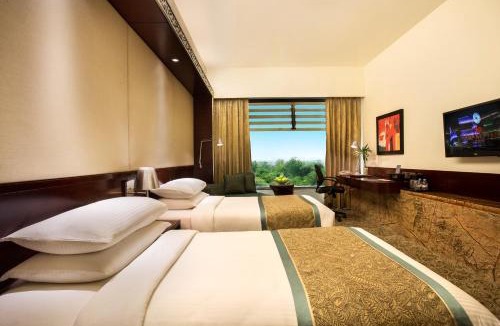 Prahlad Nagar Hotel | Crowne Plaza Ahmedabad City Centre by IHG