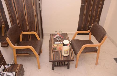 Kota Hotel | Hotel Bharat