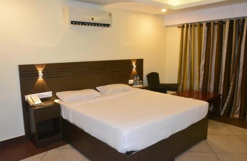 Mathilil Hotel | Hotel All Season