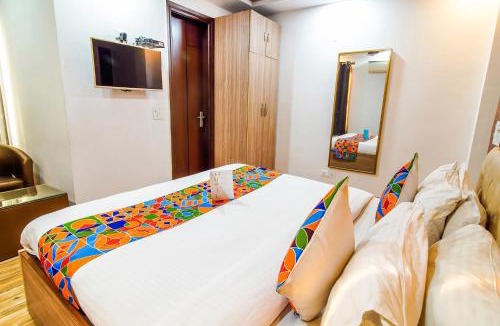 Lajpat Nagar Hotel | Royal Comfort Castle