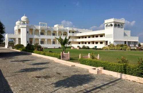 Himatnagar House | Dowlat Villas Palace-The Heritage