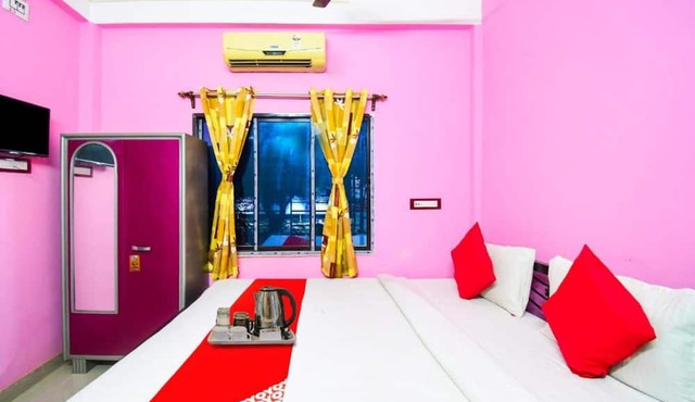 Goroomgo Ariya International New town kolkata
