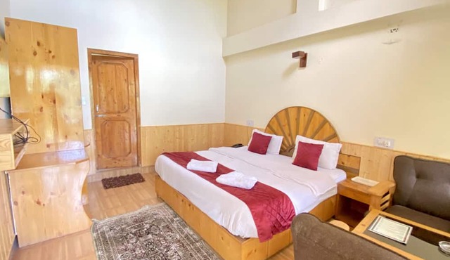 Hotel Purnima River View