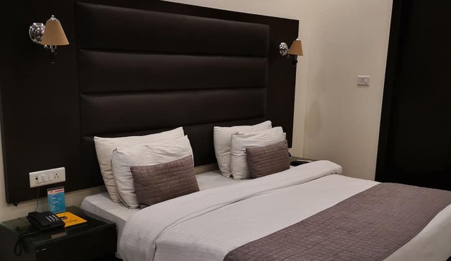 Hotel PK Residency