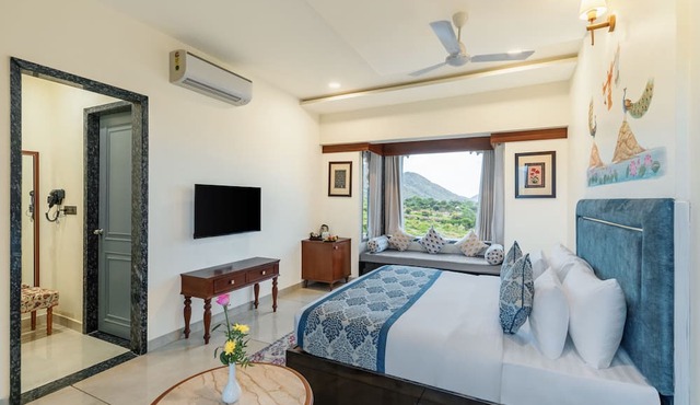 Traavista Aravali Mahal