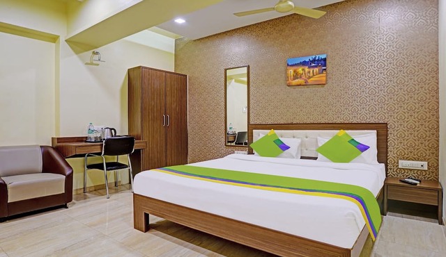 Treebo De Grandeur Anand Nagar