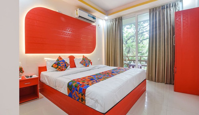 FabExpress Laxmi Empire, Siolim