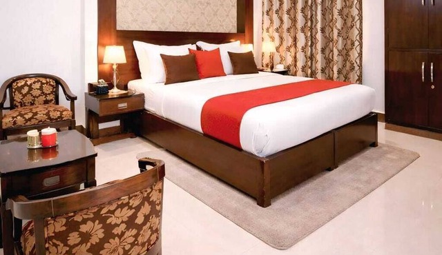 Goyal Hoteliers - The Hotel Samovar