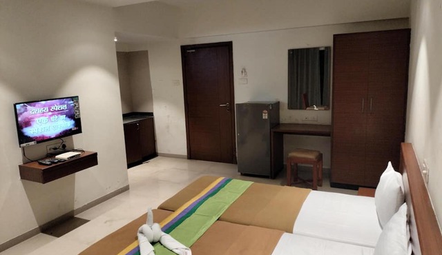Hotel Sumanchandra Suites