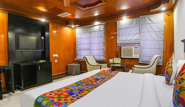 Fabhotel Blue Moon Home Stay