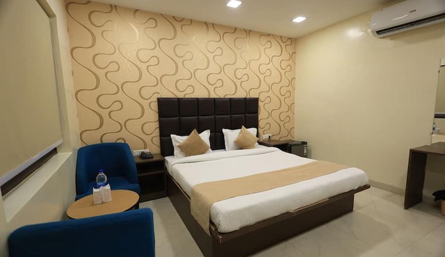 Hotel Mandakini Royale