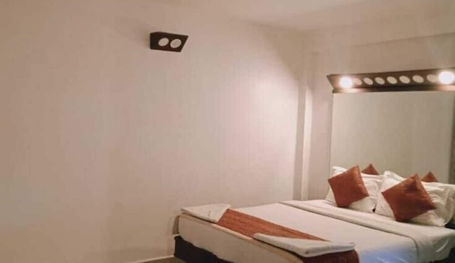 Lotus Bay View Hotel
