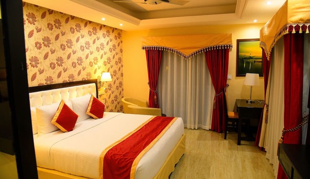 Sajjoys Hotel