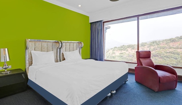 Townhouse 799 Royal Palms Hotel - Lily Collection
