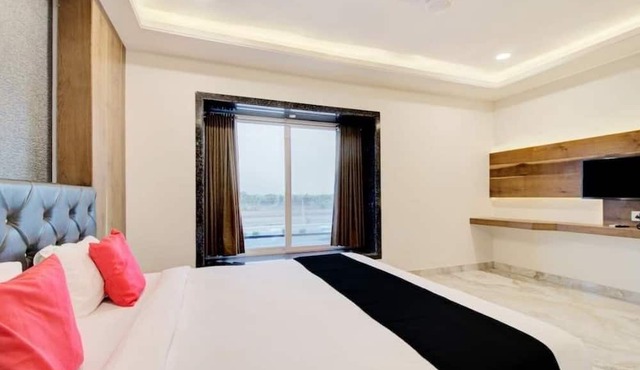 Hotel Krishna Raj