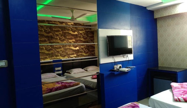 Hotel Laabh