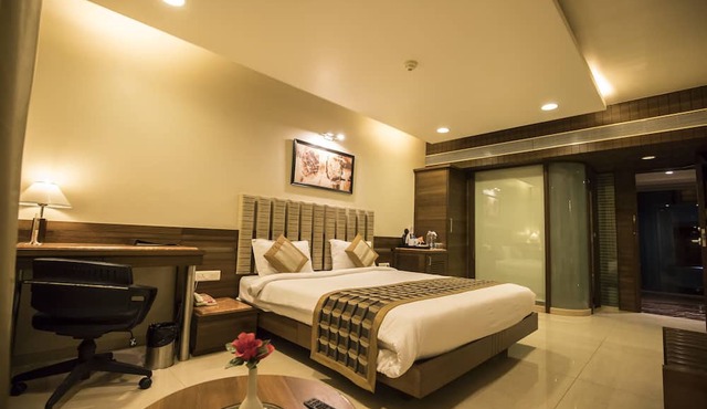 Bizz The Hotel