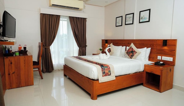 Dfort Hotel Kollam