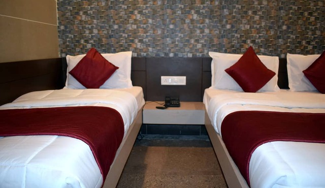 Hotel Kansar Palace