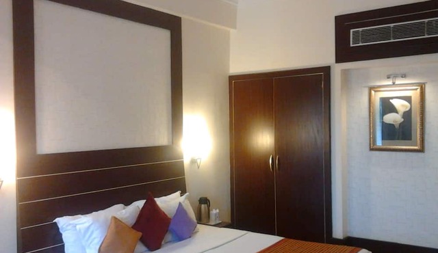 Hotel Satya Ashoka
