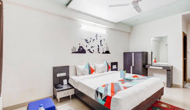 FabHotel Himanshi