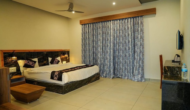 Van Vihar Farm & Resort