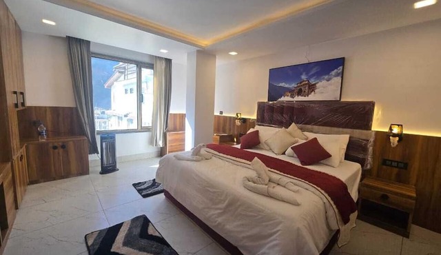 Hotel Royal Badri - A Pilgrim's Habitat in Badrinath