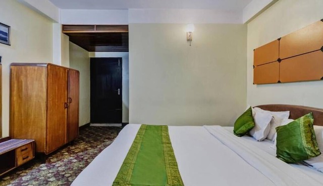 Dekeling Hotel