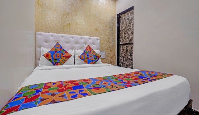 Fabhotel Om Residency