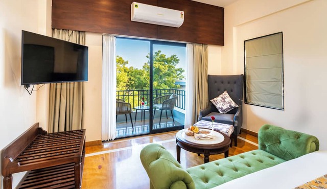 Amruthan Bagh Resort