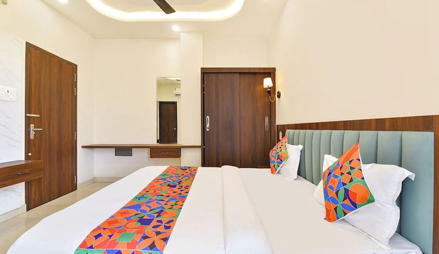 Fabhotel Golden Sapphire in Jaipur